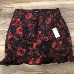 Express mini skirt